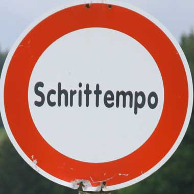 Verkehrszeichen: Schrittempo - Hasenberg Schanzen Isny 2007