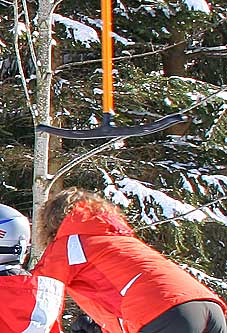 Helmpflicht auf den Skipisten im Allgäu sollte auch für Erwachsene eingeführt werden - Zur Verminderung von Kopfverletzungen beim Skifahren