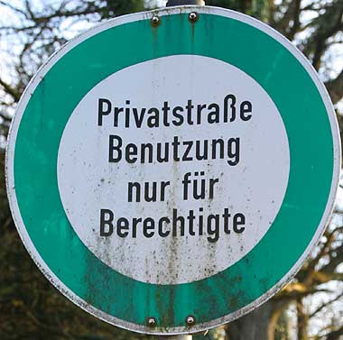 Privatstrasse - Benutzung für Berechtigte erlaubt - Heimenkirch Biesenberg 2008