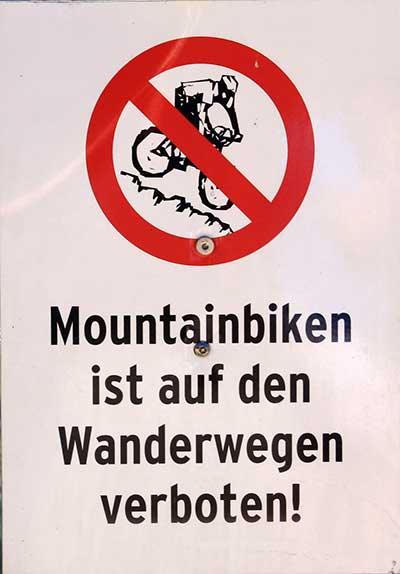 Wanderwege können für Mountainbikes gesperrt sein - Fellhorn 2010