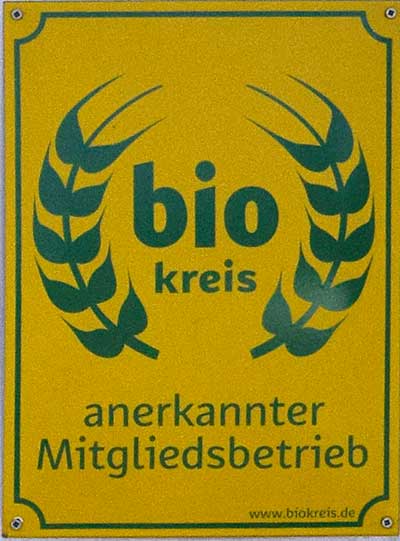 Bio Kreisel Eier vom Bio Kreis (Kreisverkehr Ortsausgang Biessenhofen 2019)