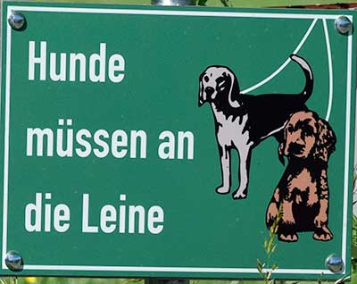 Hunde müssen an die Leine - Bremenried 2019
