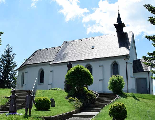Die Wallfahrtskirche zur „weinenden Muttergottes“ La Salette im Allgäu