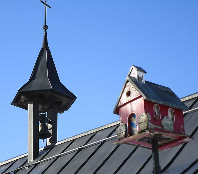 Die Kirche asl Vorbild - für ein Vogelhaus in Oberstaufen