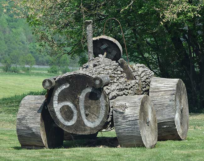 60.Geburtstag - ein Holztraktor in Aichstetten RV-WB 1952