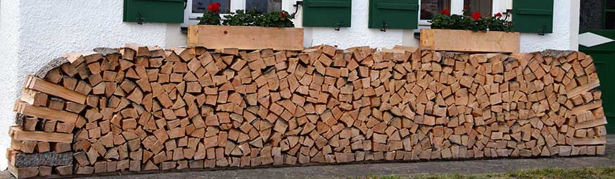 Holzstapler Dorf Trauchgau - man kann rund stapeln